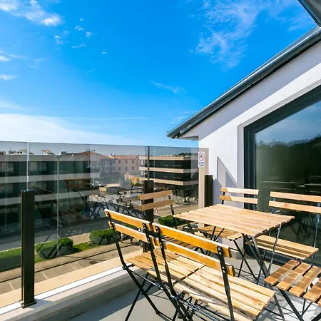 Nevia - B7 - Mpolo * Medulin