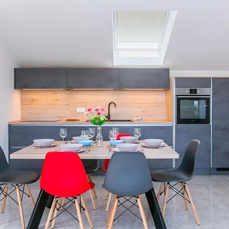 Nevia - B7 - Mpolo Apartament