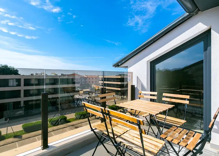 Nevia - B7 - Mpolo * Medulin