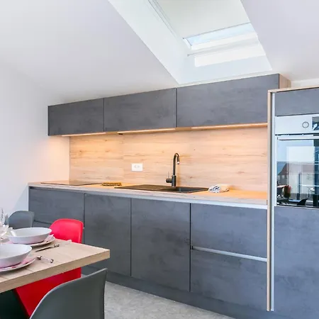 Apartment Nevia - B7 - Mpolo *